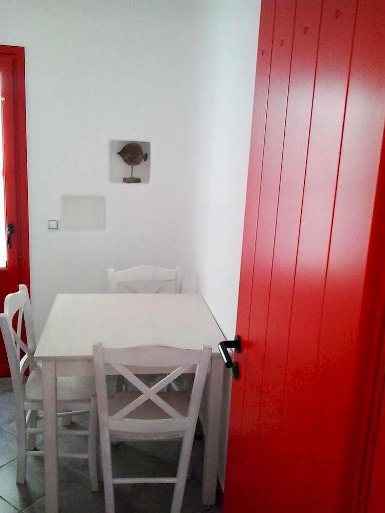 Aparthotel Viva Mare Foinikounta Finikounta Exterior foto