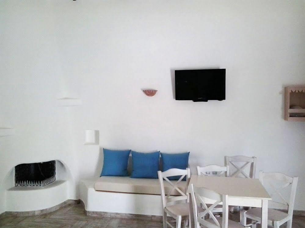 Aparthotel Viva Mare Foinikounta Finikounta Exterior foto