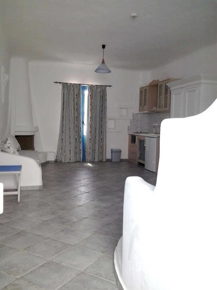 Aparthotel Viva Mare Foinikounta Finikounta Exterior foto